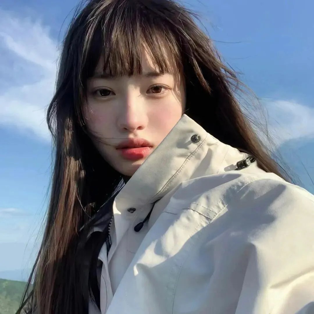 明月照尖东